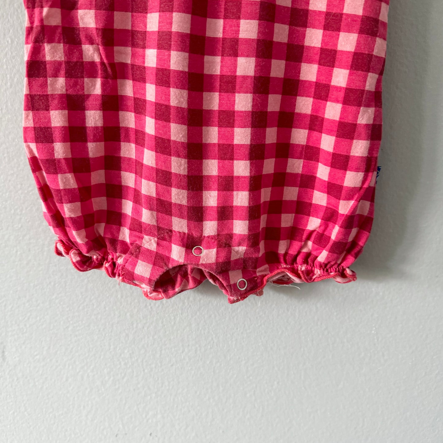 Kickee Pants / Pink gingham bubble romper / 3-6M