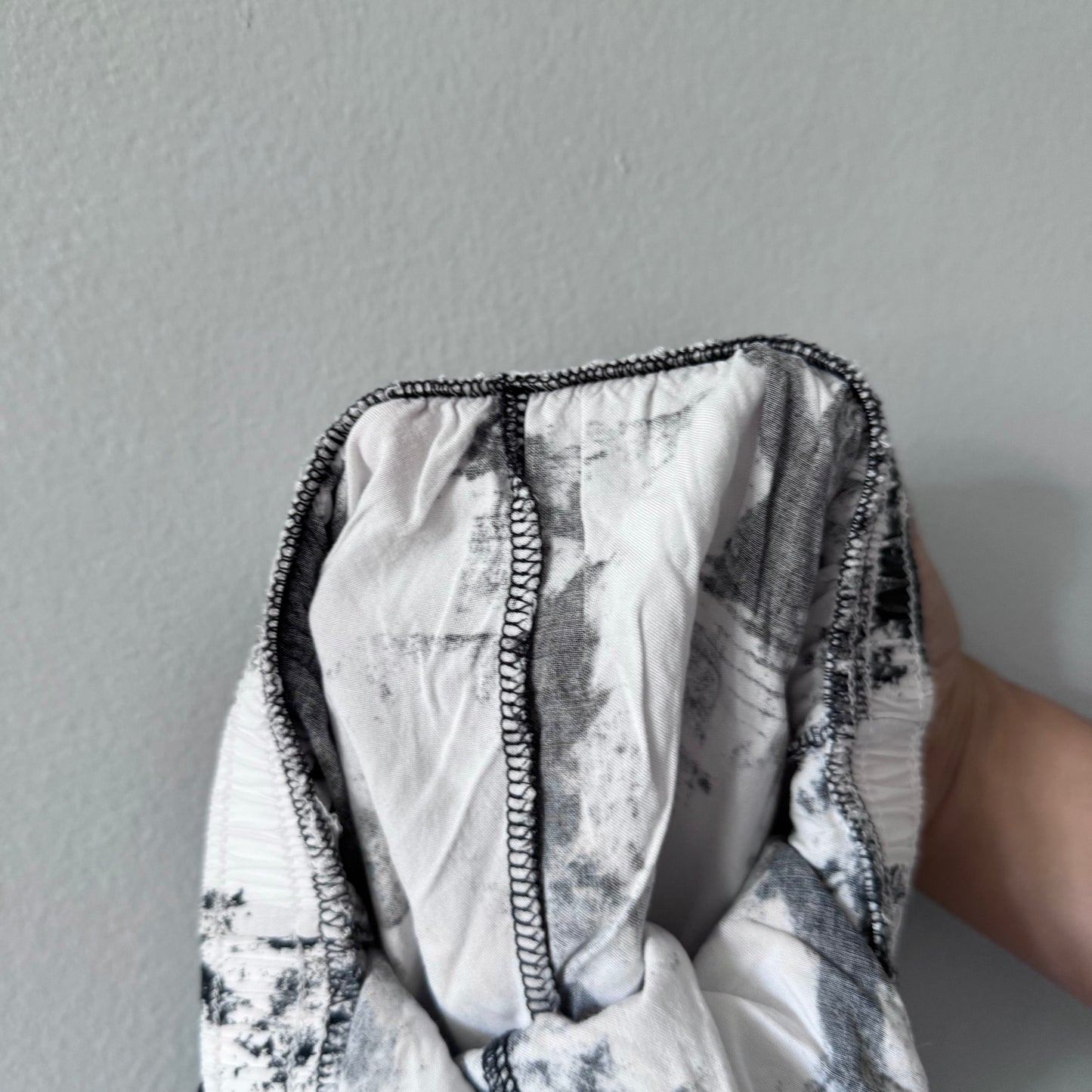 Handmade / White x black thin shorts / 4-5Y