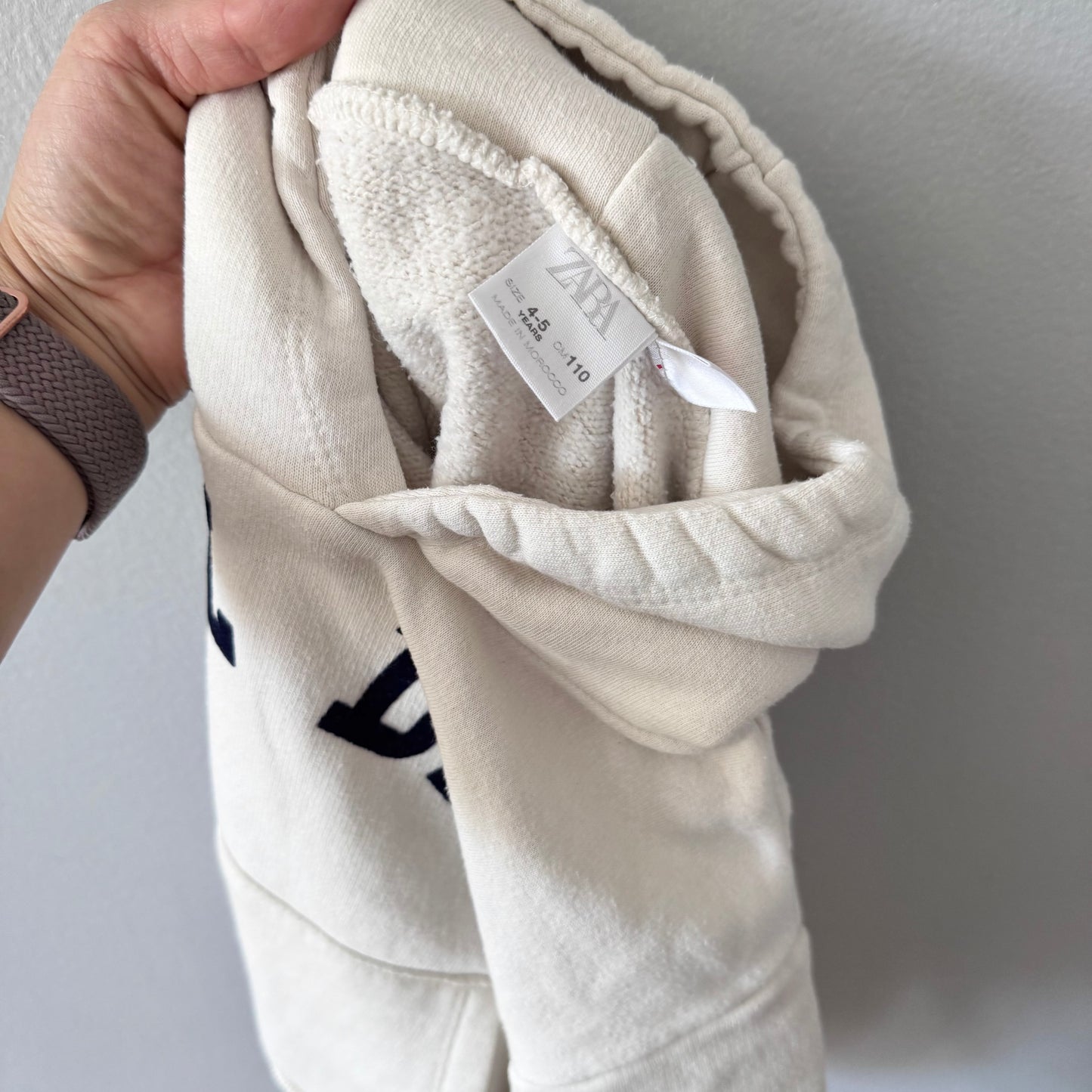 Zara / Cool Day hoodie / 4-5Y