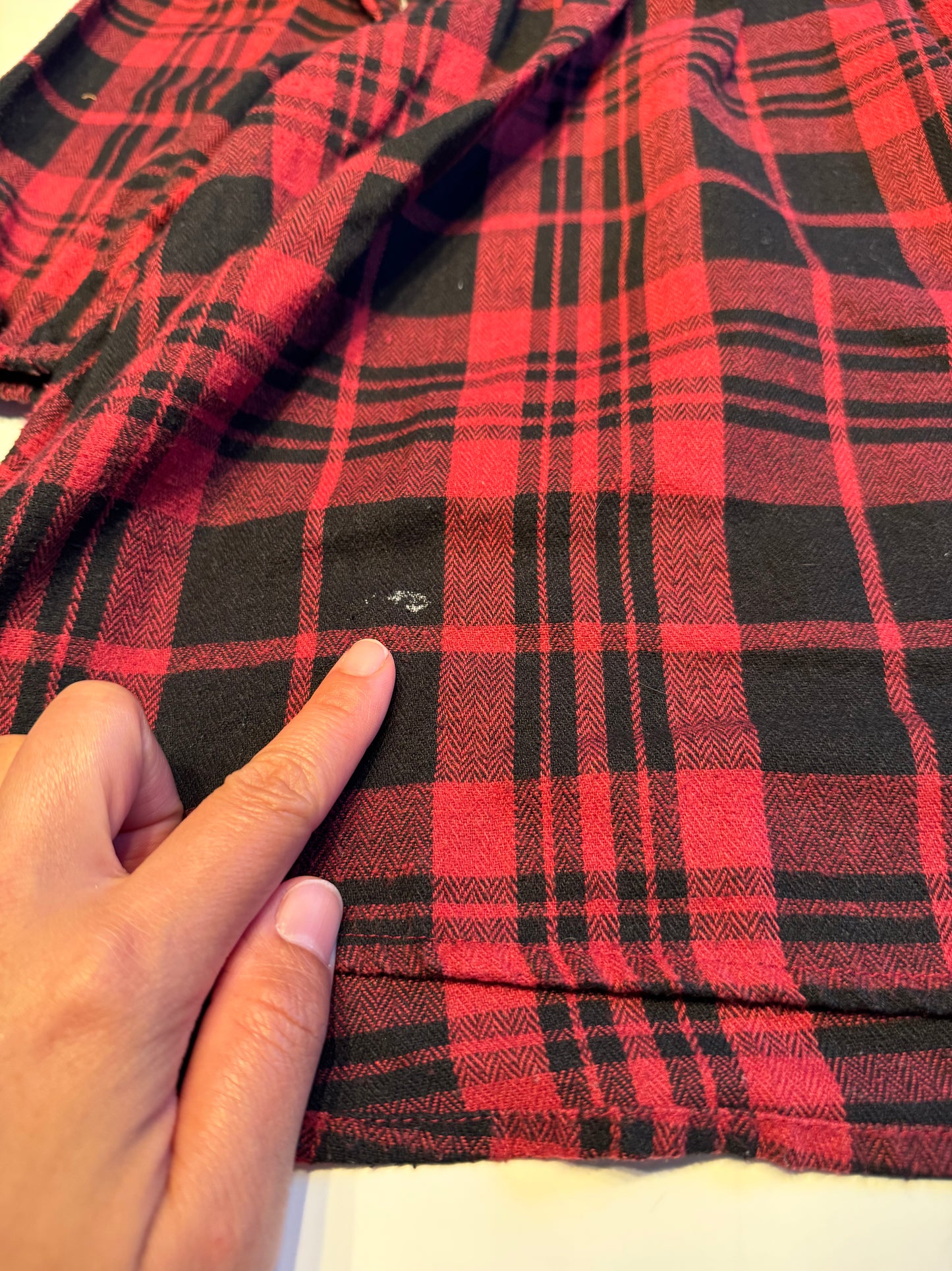 Bee des bee / Red black flannel dress / 6Y