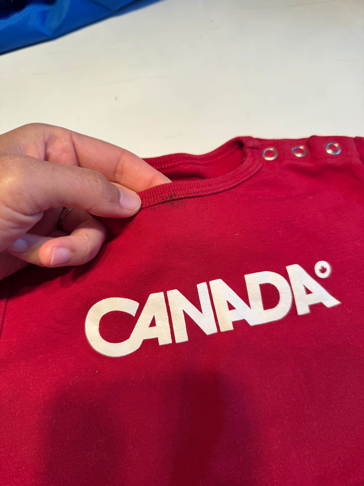 Hudson's Bay / Red Canada T-shirt / 12-18M