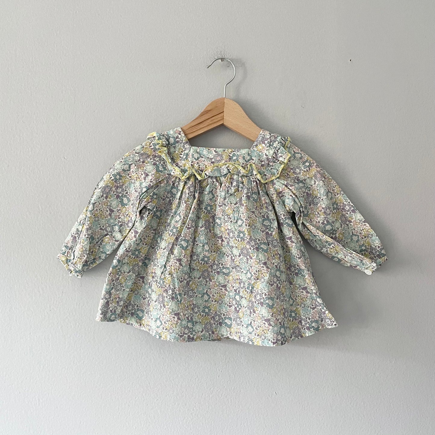 Bonton / Floral blouse / 12M