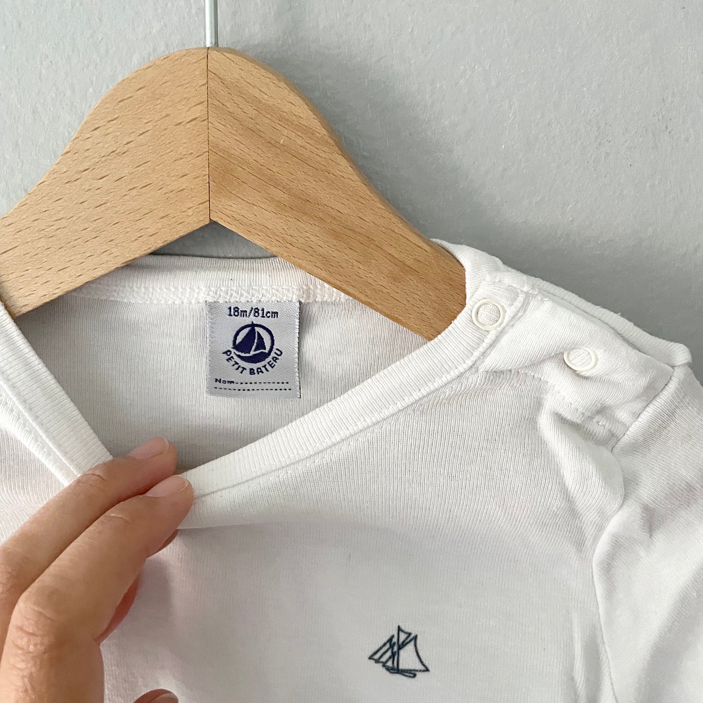 Petit Bateau / Long sleeve t-shirt / 18M