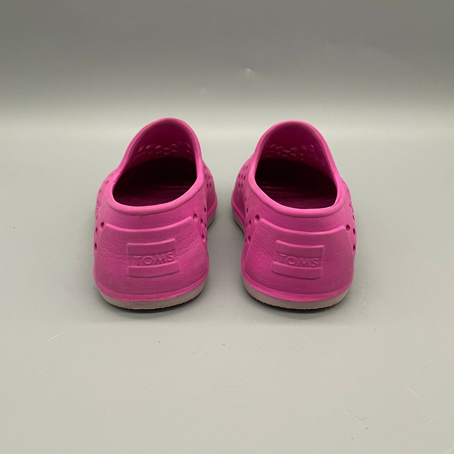 Toms / Sandals / US7