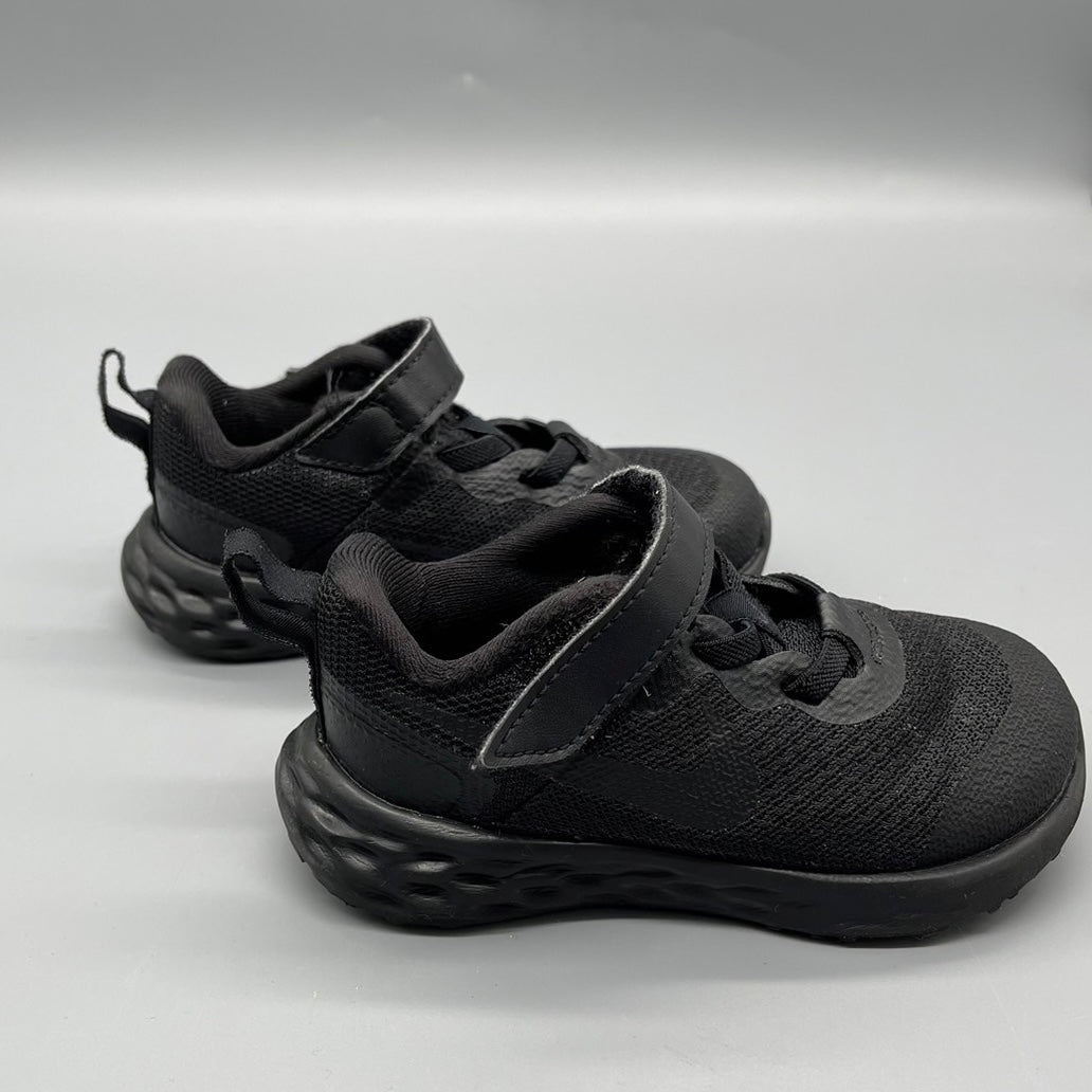 Nike / Runner / US7