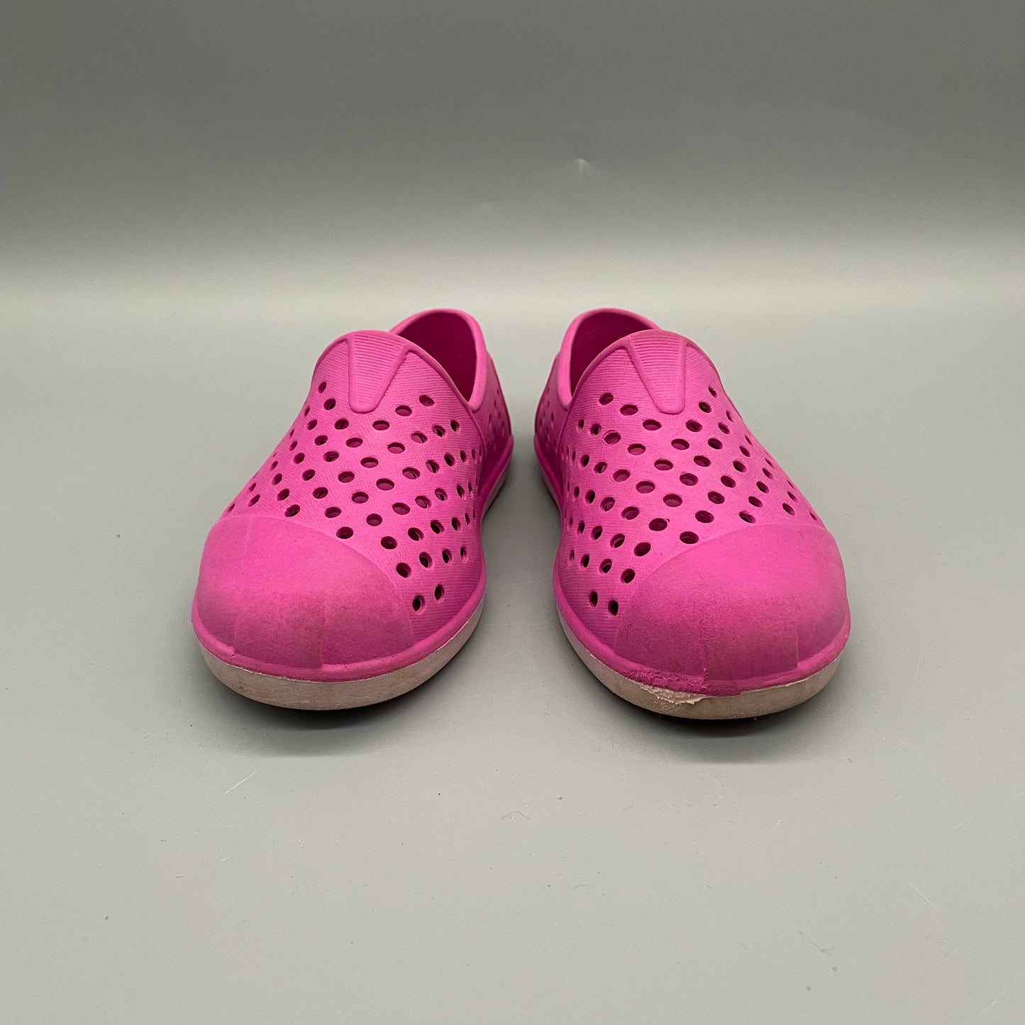 Toms / Sandals / US7