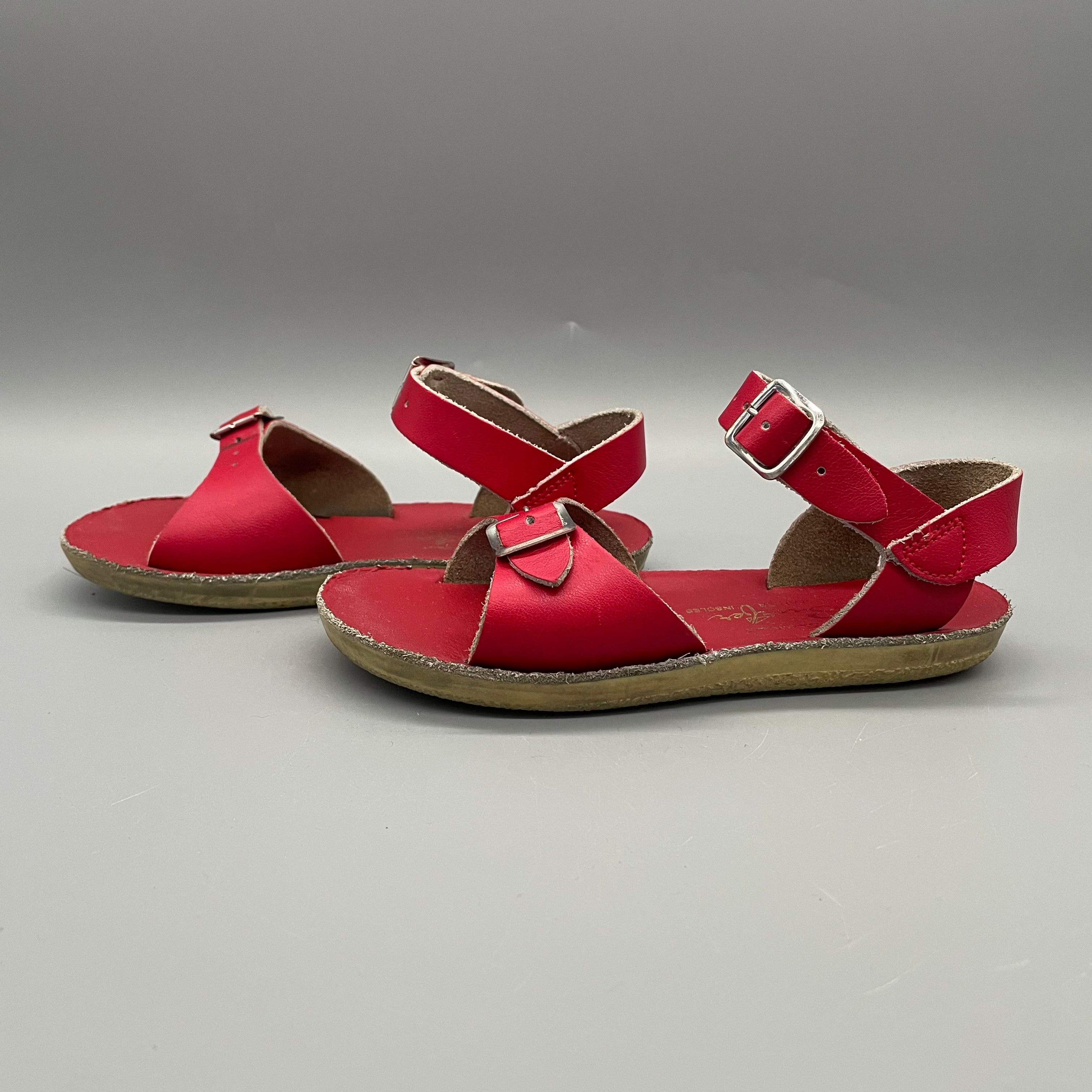 Salt water best sale taffy sandals