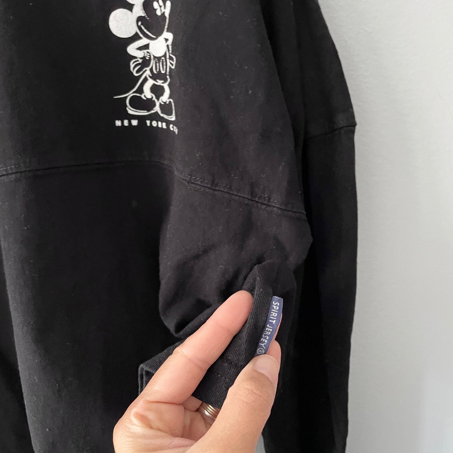 Disney / Black spirit jersey / M(9-10Y)