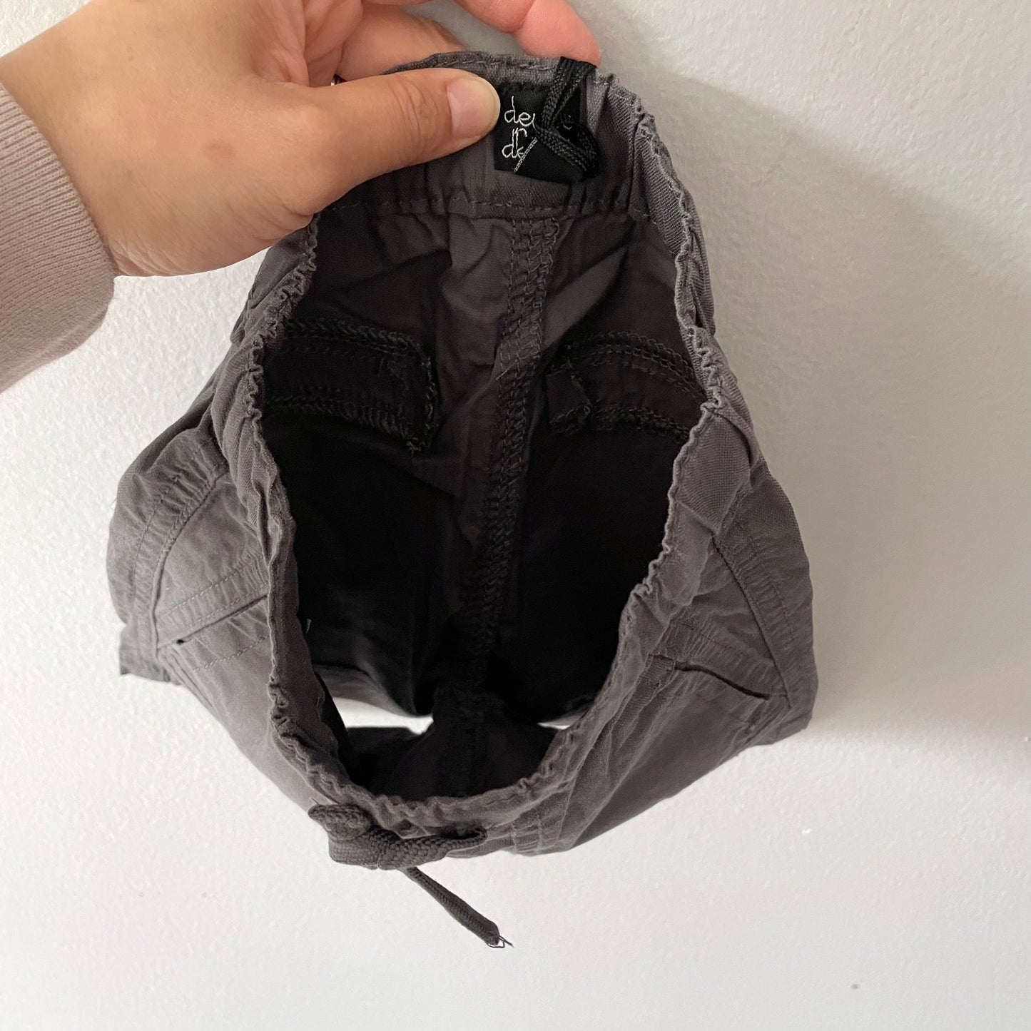 Deux par Deux / Dark grey short pants / 18M