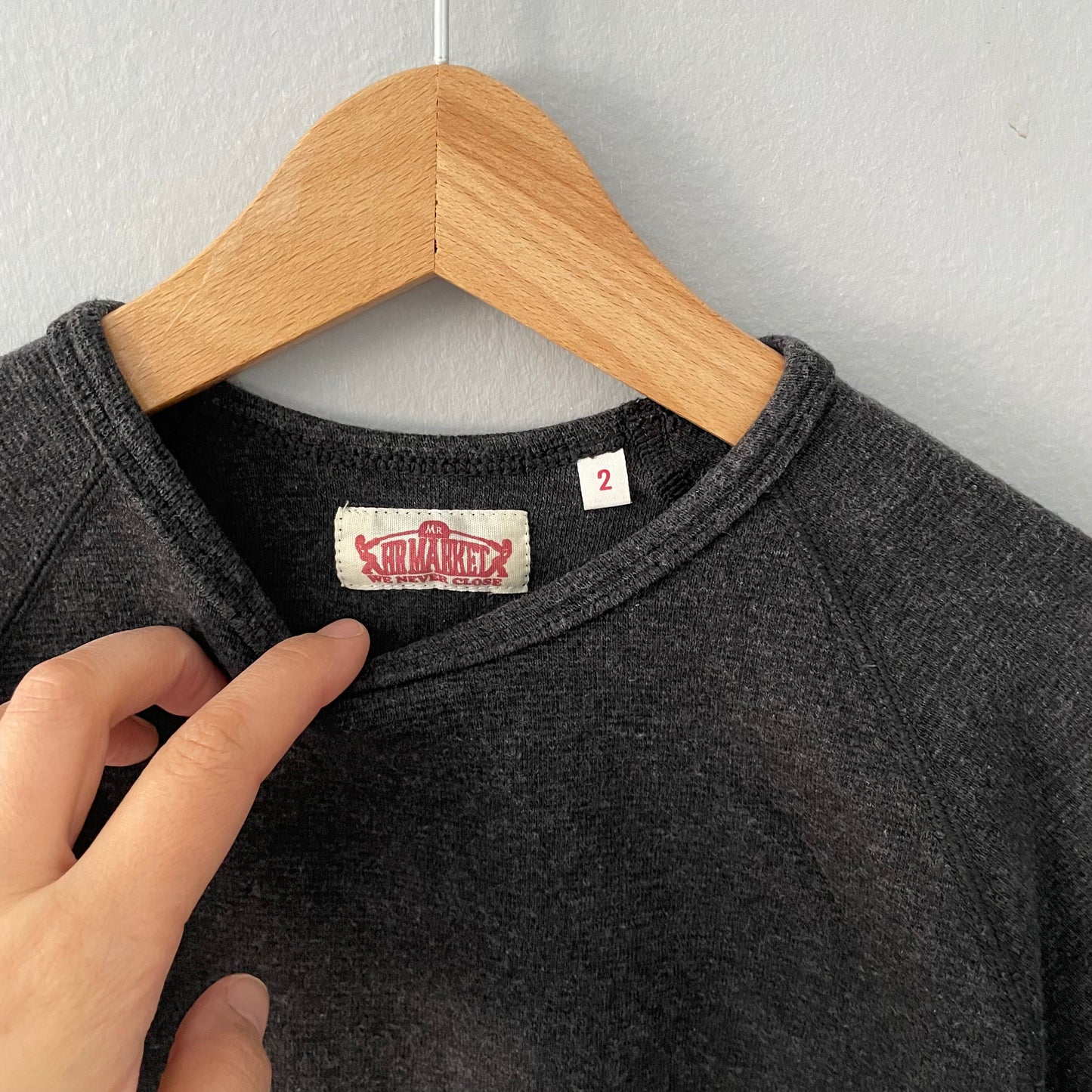 HR Market / Long sleeve tops / 2Y