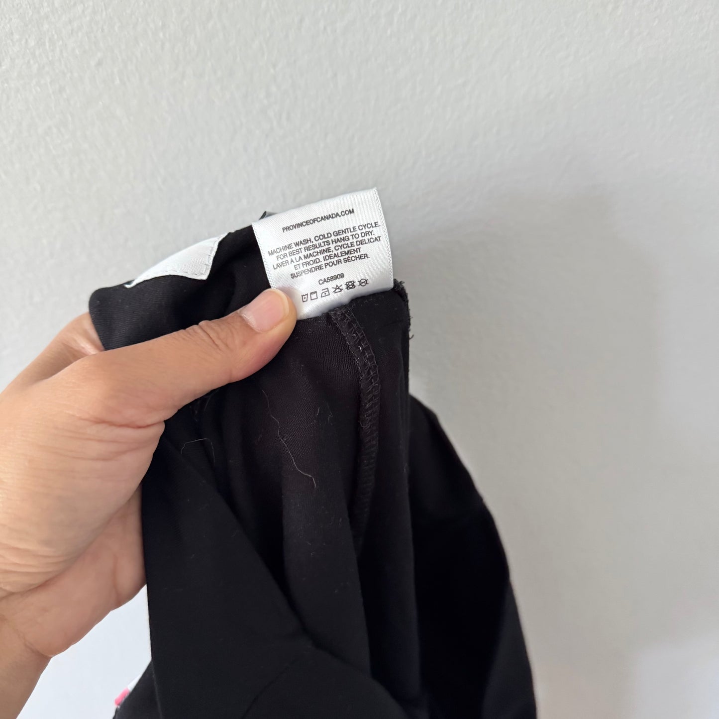 Province of Canada / Black leggings / L