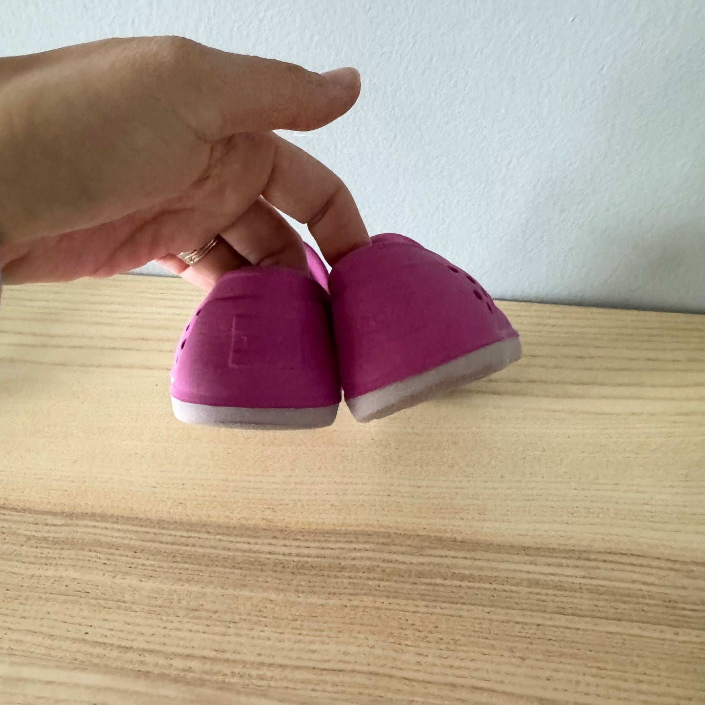 Toms / Chaussures d'eau roses / US7