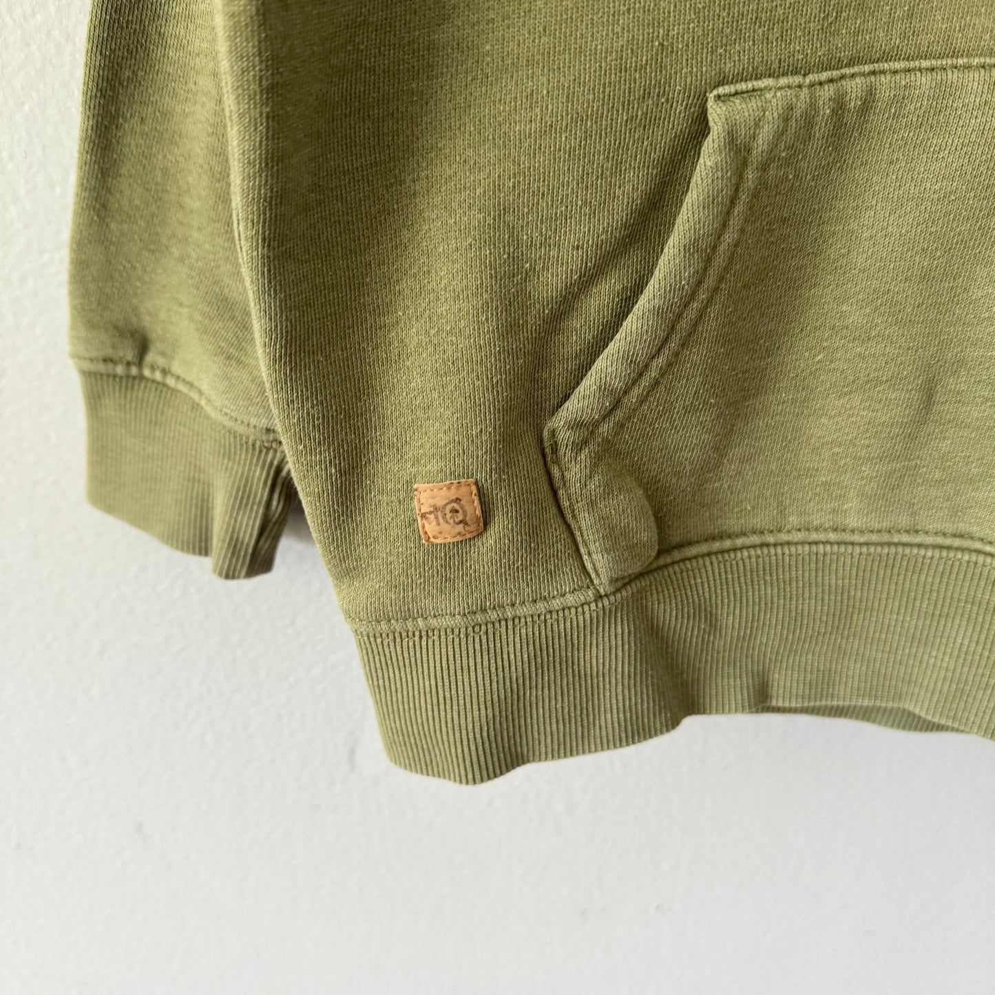 10 tree / Khaki hoodie / 3T