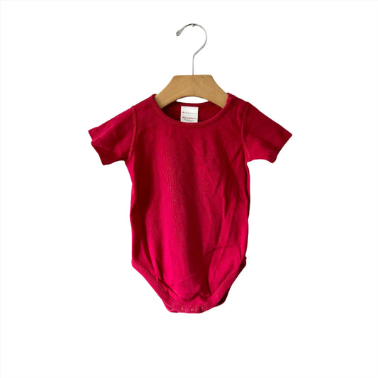 Hanna Andersson / Red short sleeve onesie / 18-24M