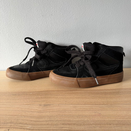 Airwalk / Black suede sneaker / J1