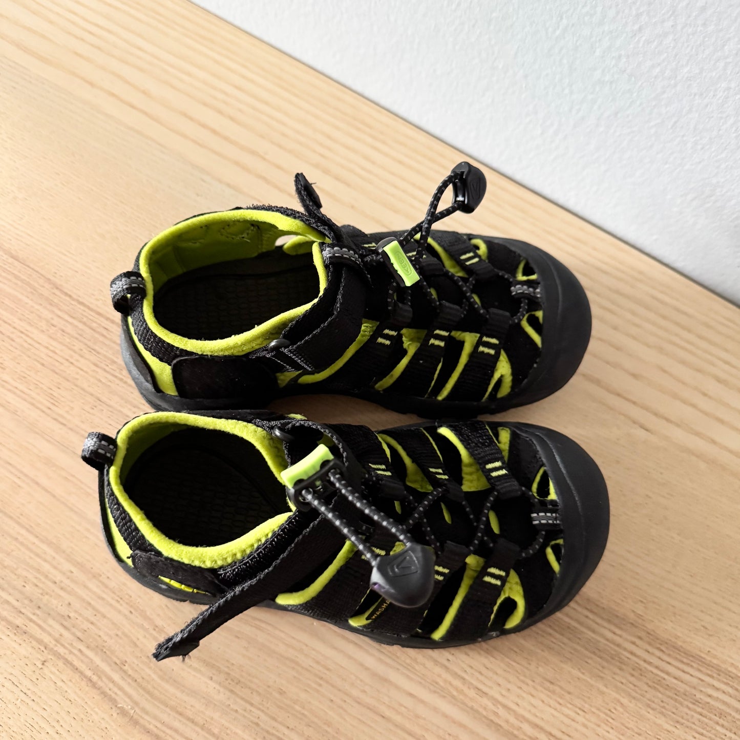 Keen / Sandales / US12