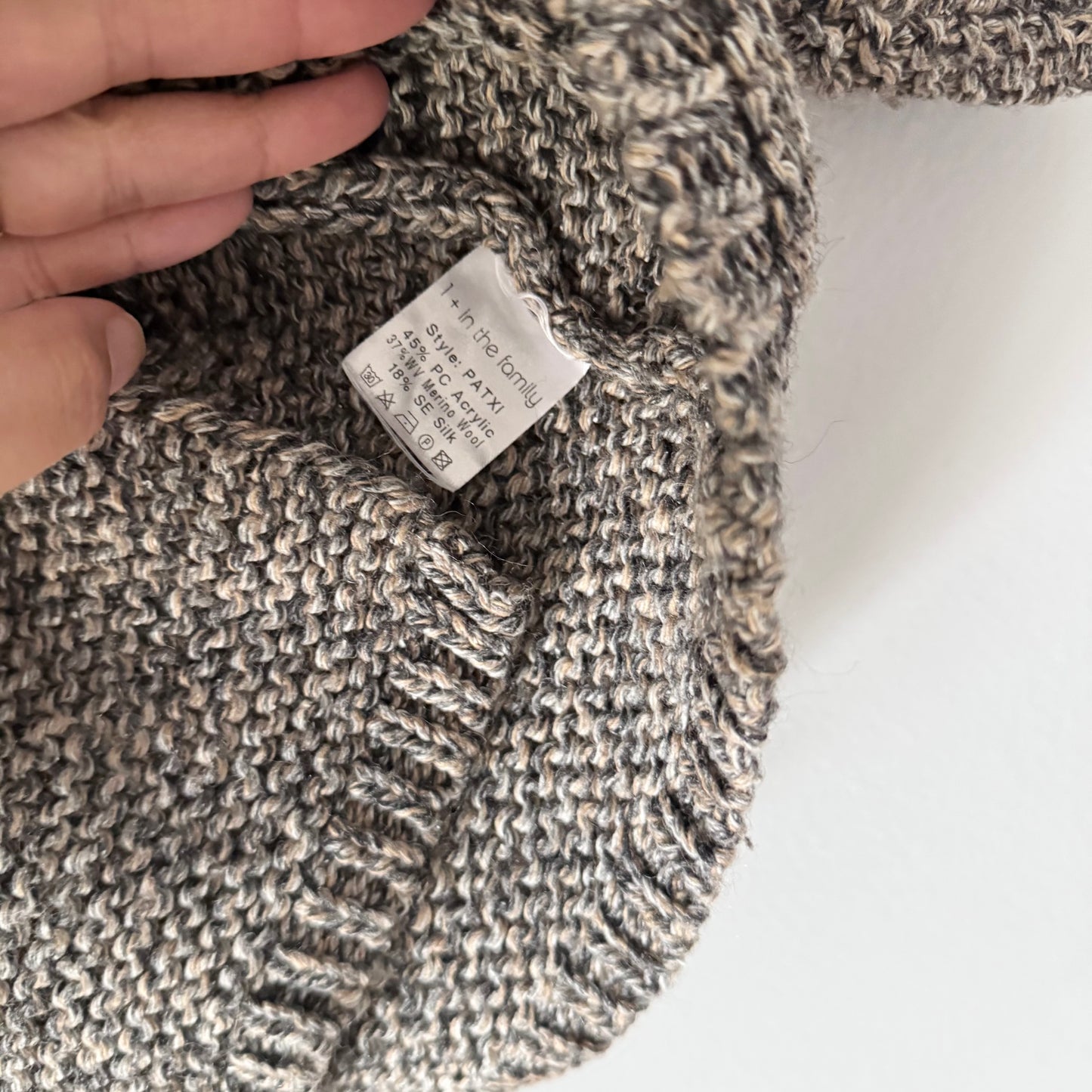 1+ in the family / Veste en maille noire et beige / 12M