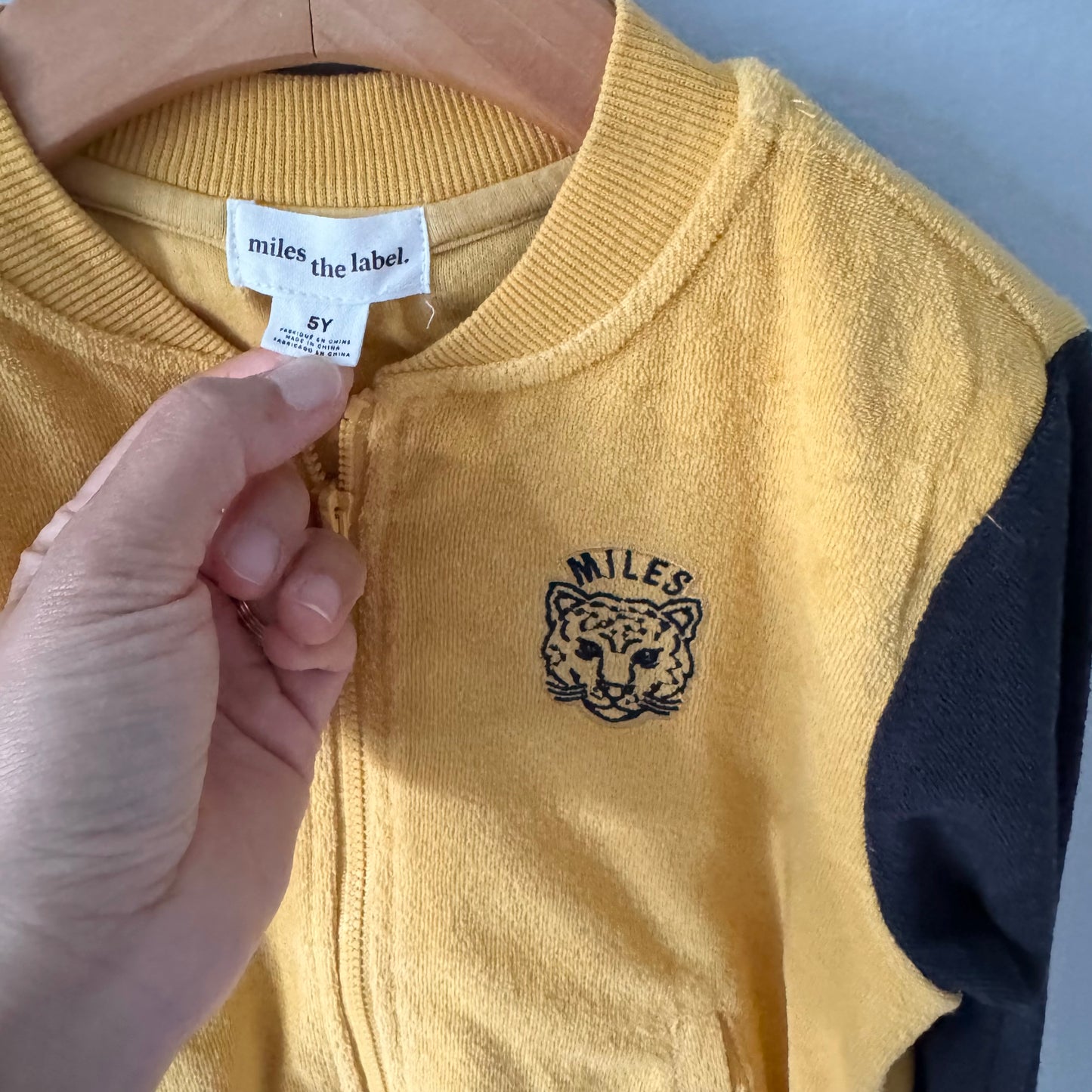 Miles the label / Yellow x black pile zip up / 5Y