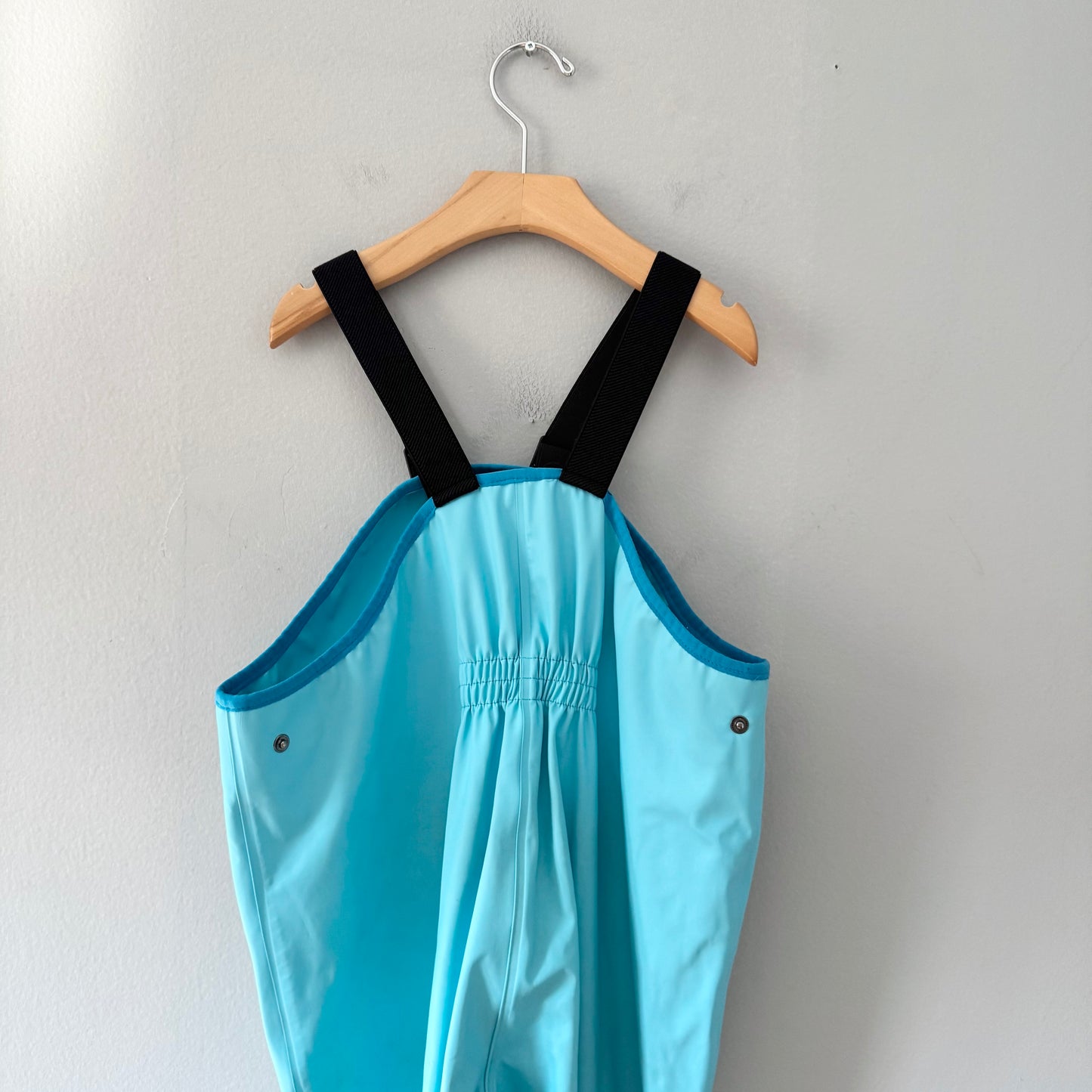 H&M / Light blue rain pants with strap / 4-6Y