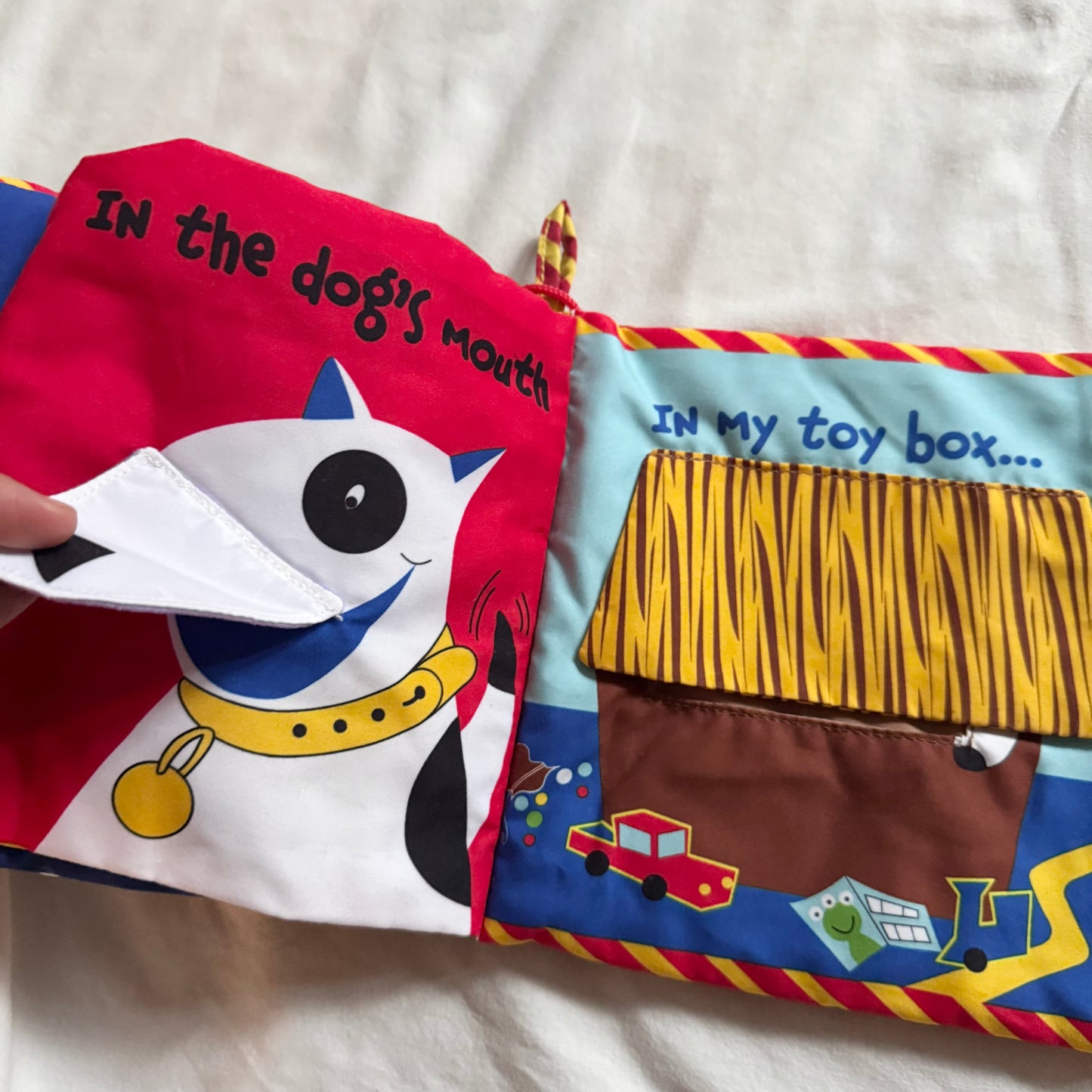 Soft book / Find the ball