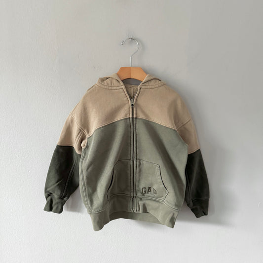 Gap / Beige x khaki zip up hoodie / 4-5Y