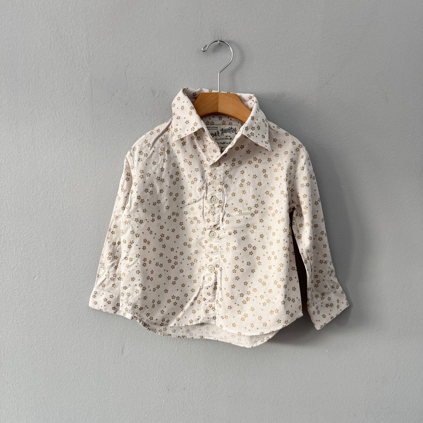 Hopper Hunter / White x gold flower shirt / 3Y