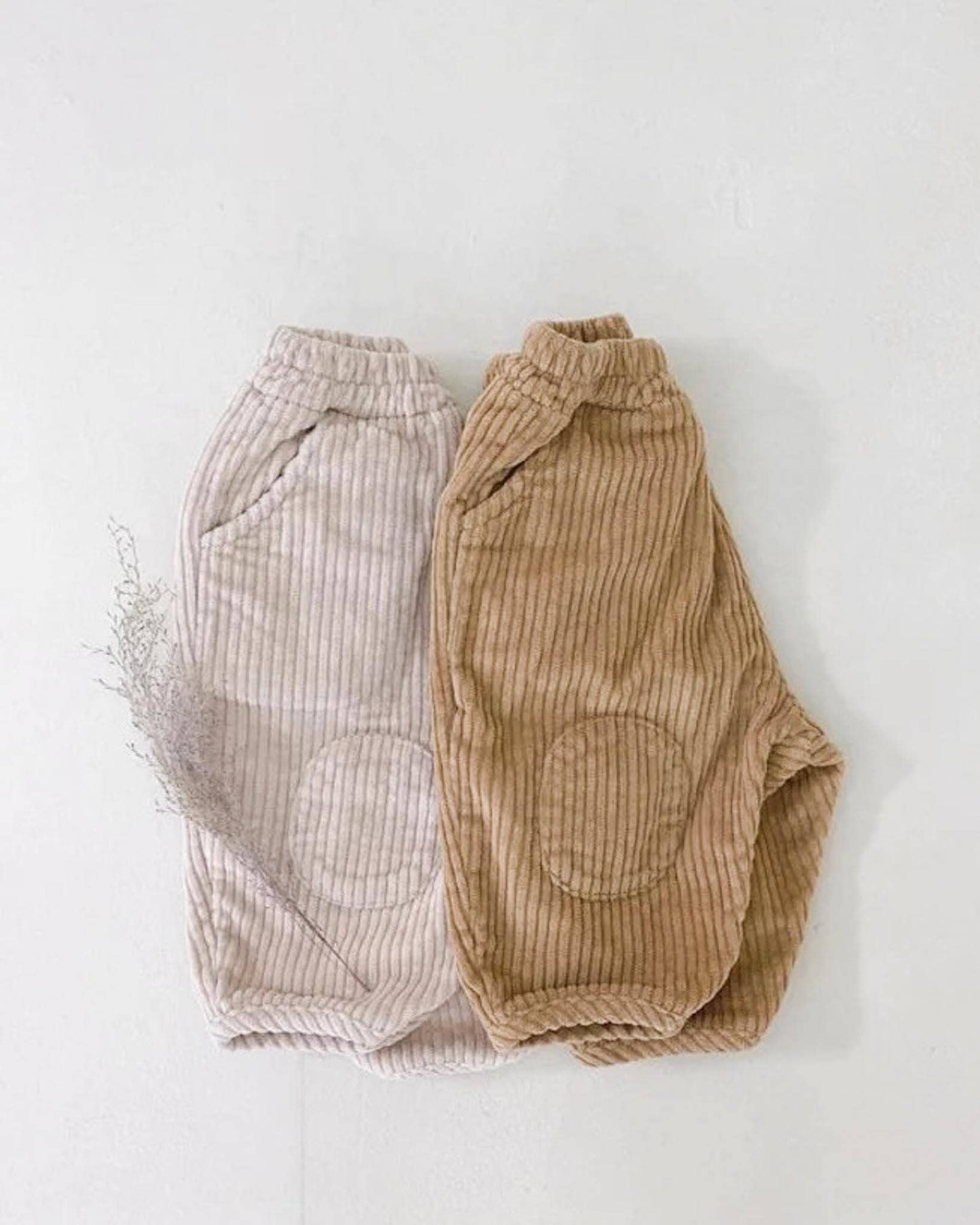 Kindly the label / Common Good Pants - camel / 2, 3, 4, 5Y