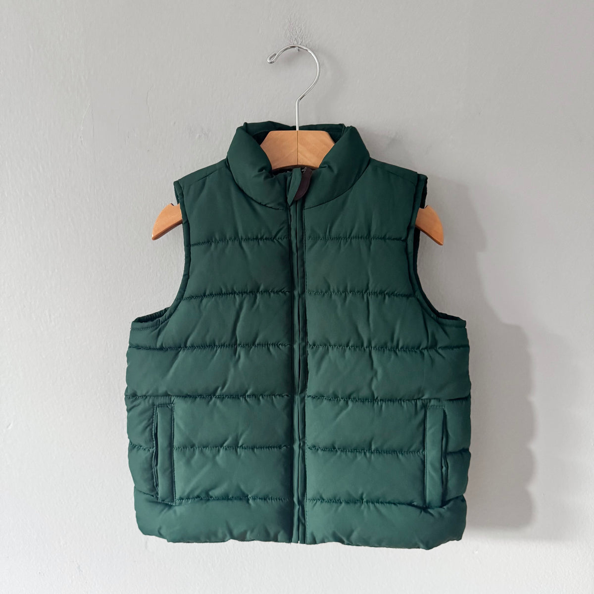 Gymboree / Green puffer vest / 3T