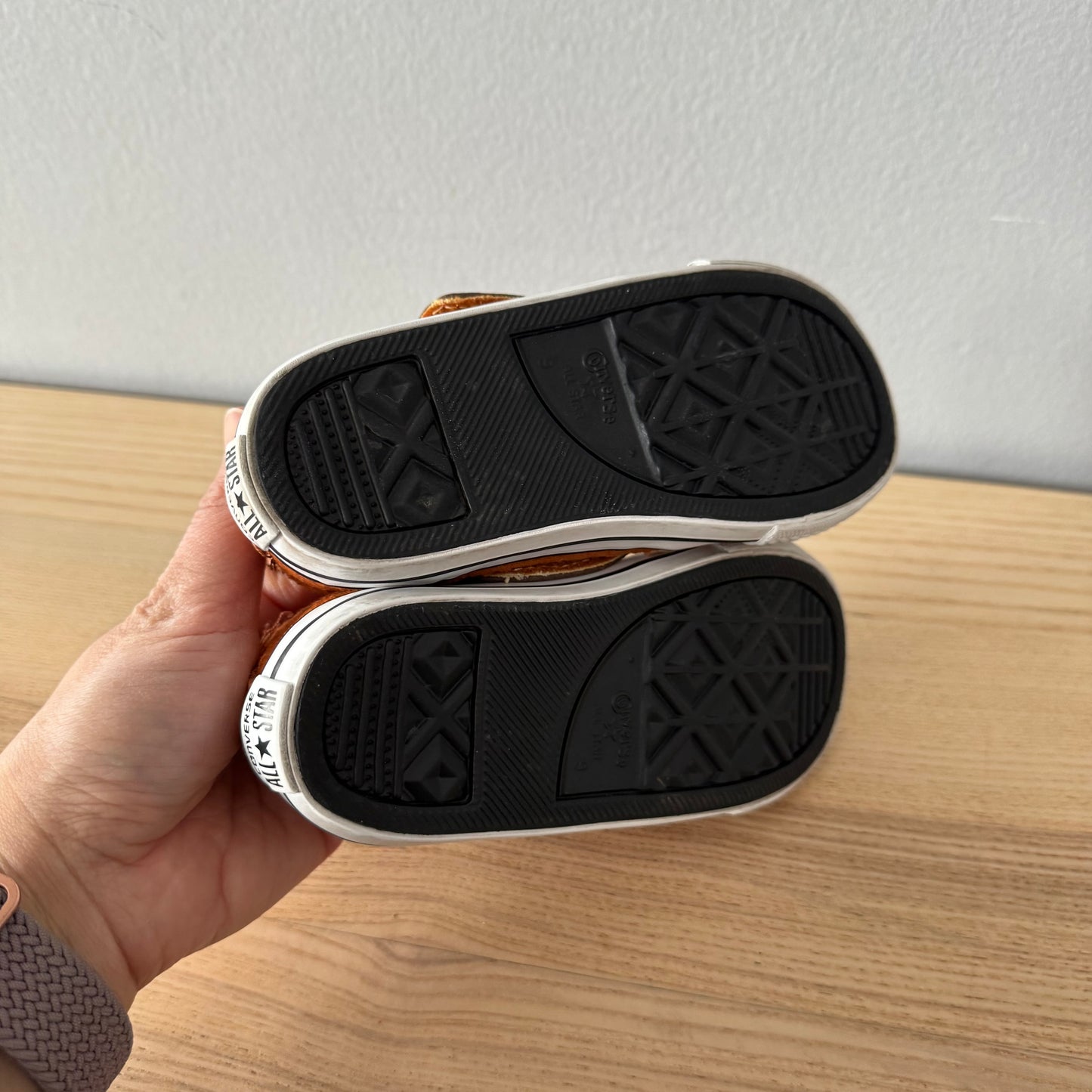 Converse / Chaussures à scratch / US9