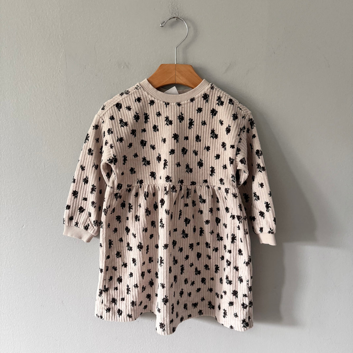 Zara / Beige corduroy x floral long sleeve dress / 18-24M