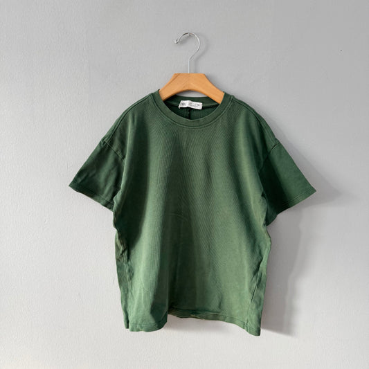 Zara / Green T-shirt / 7Y