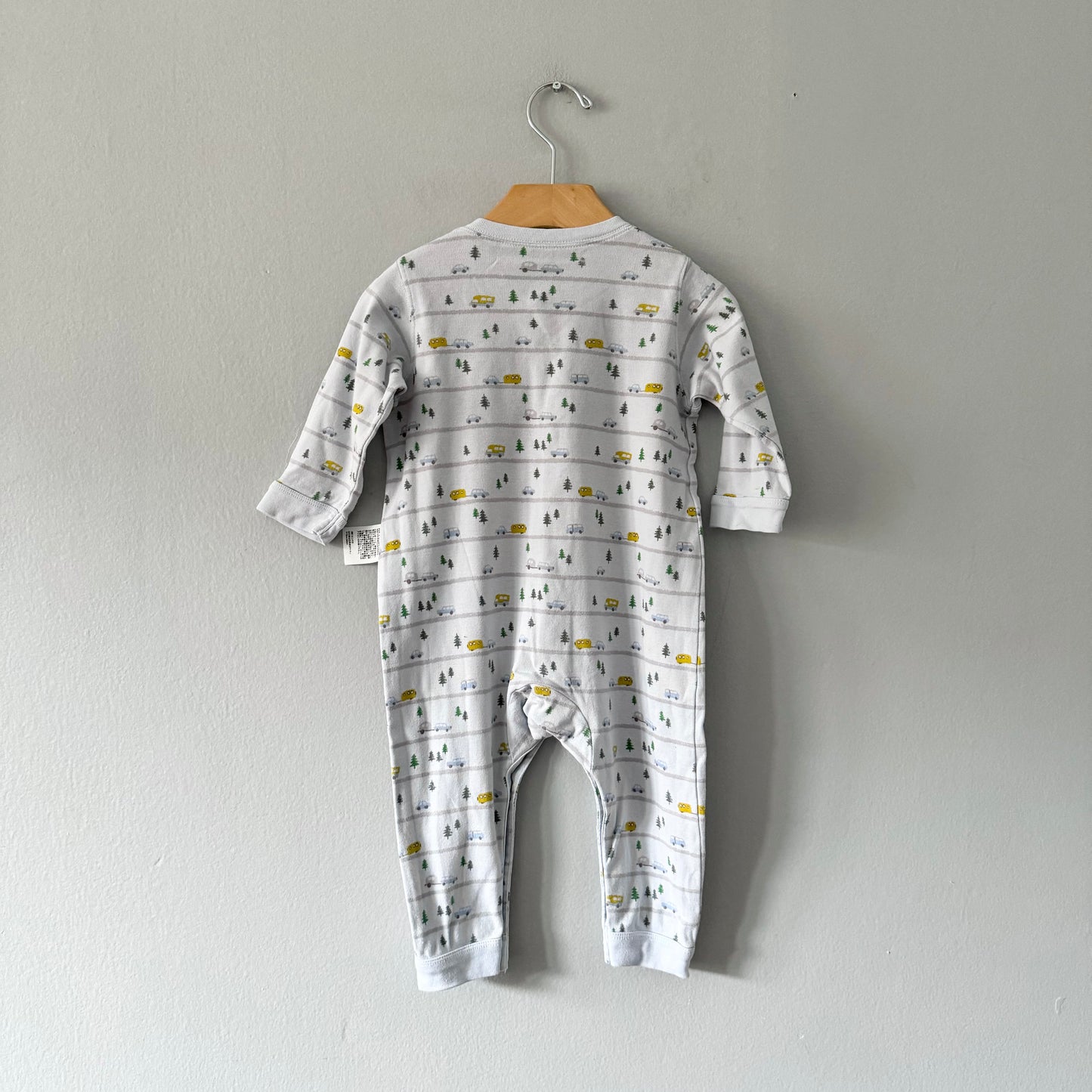 Uniqlo / Light blue romper / 12M