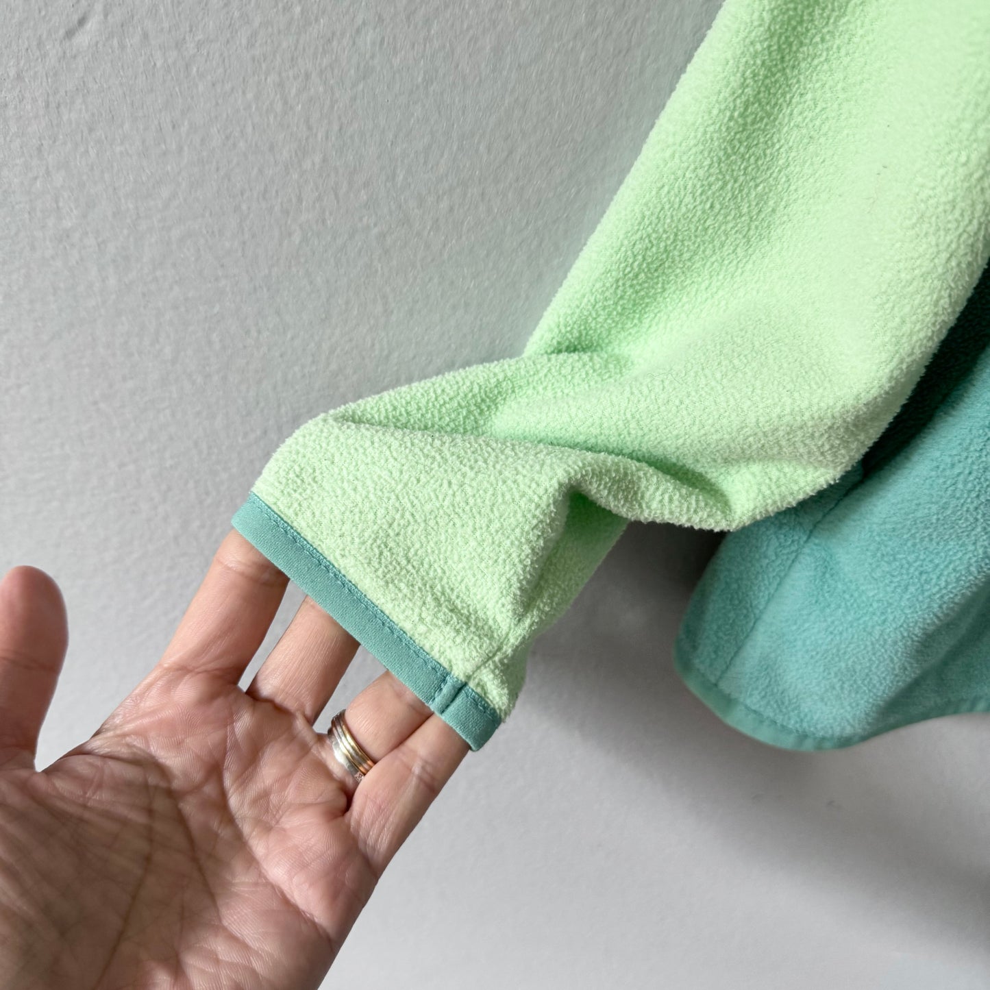 The North Face / Green fleece zip up / 5Y