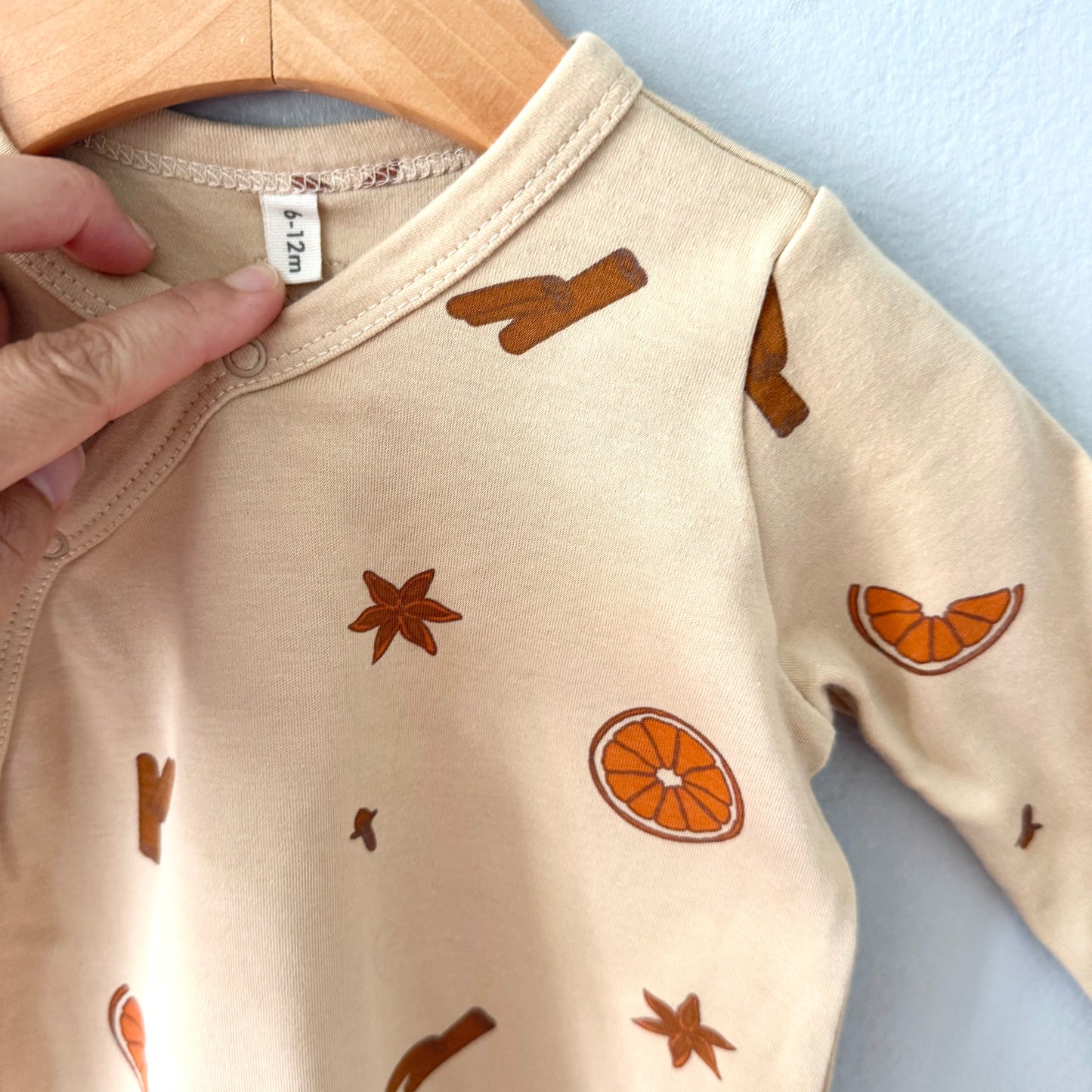 Organic Zoo / Beige x orange romper / 6-12M