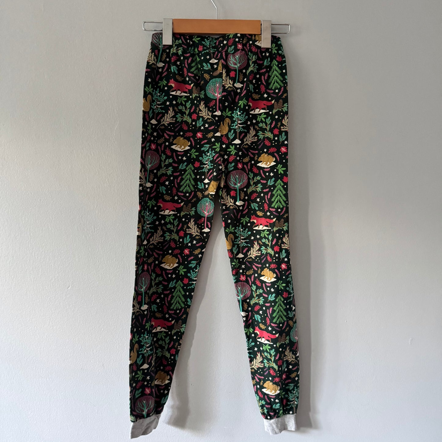 Roots / Green nature pajama set / 7-8Y