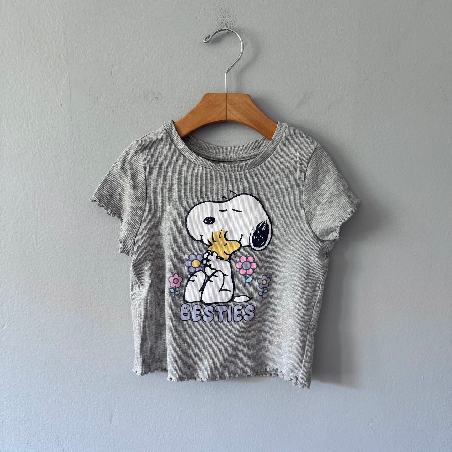 Snoopy / Light grey ribbed T-shirt / 6Y