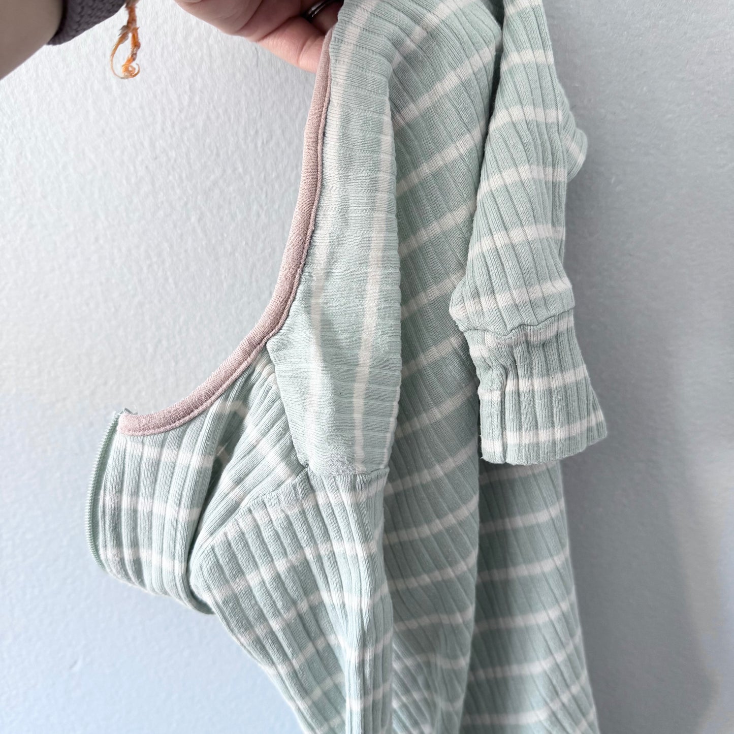 John Lewis / Light green romper / 3-6M