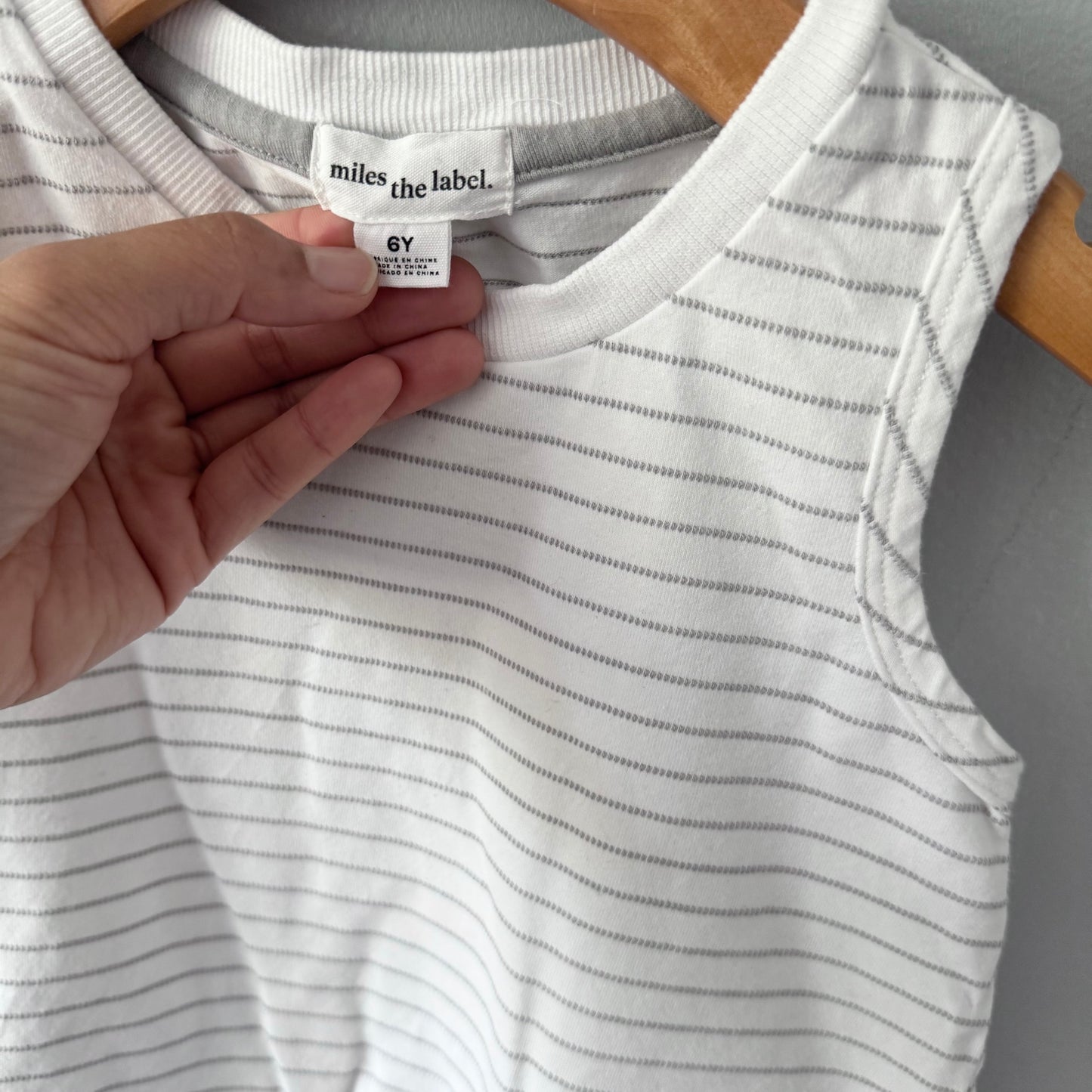 Miles the label / White grey stripe tank / 6Y