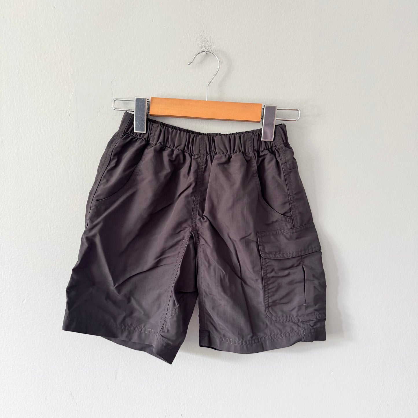 Mec / Grey nylon shorts / 10Y