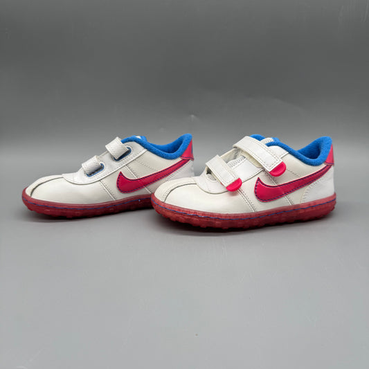 Nike / Running Shoes / US10