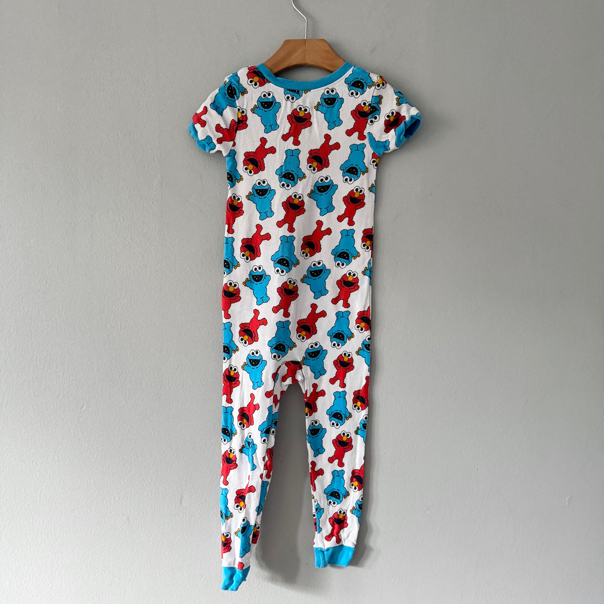 Sesame Street / White blue red short sleeve romper / 3T