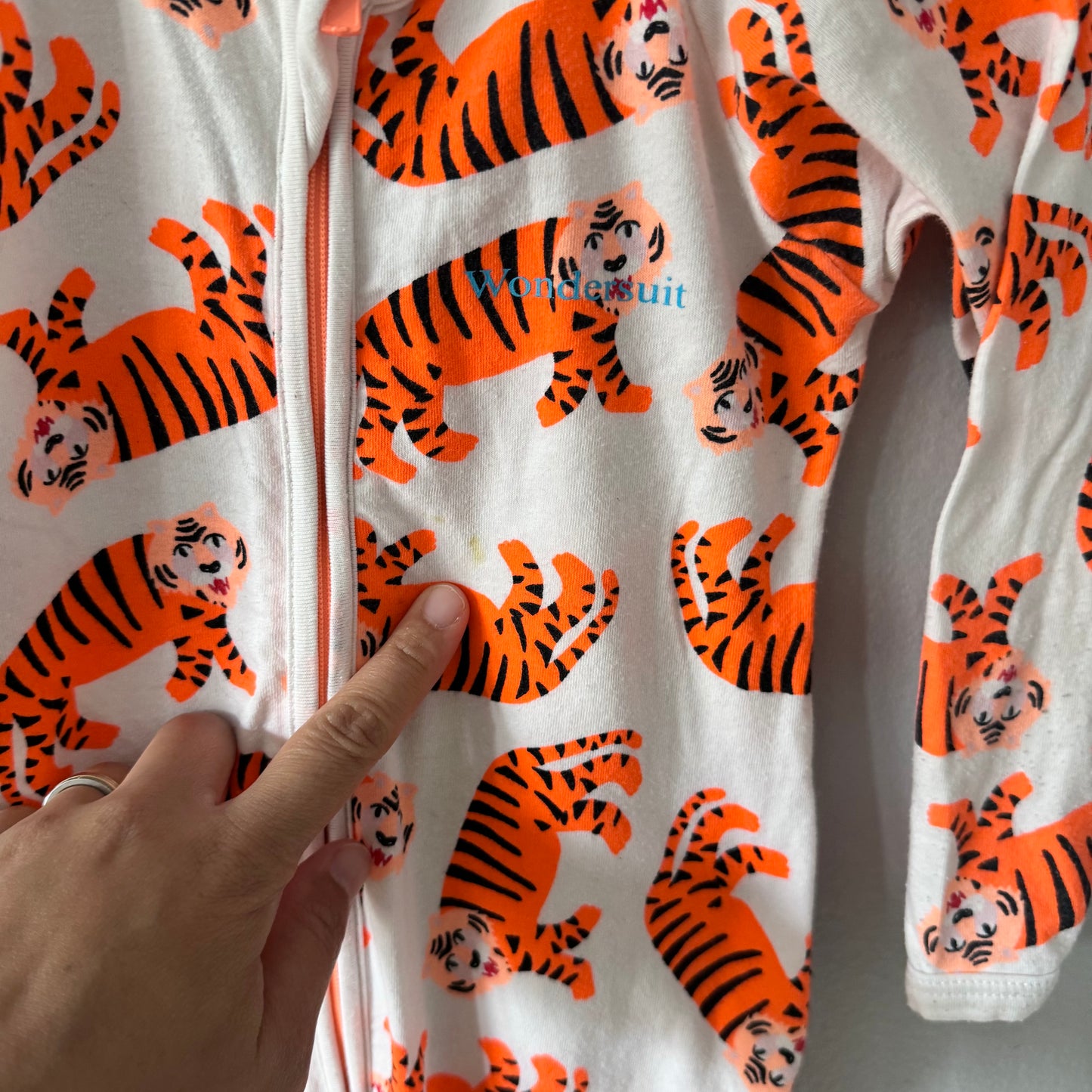 Bonds / White x tiger romper / 12-18M