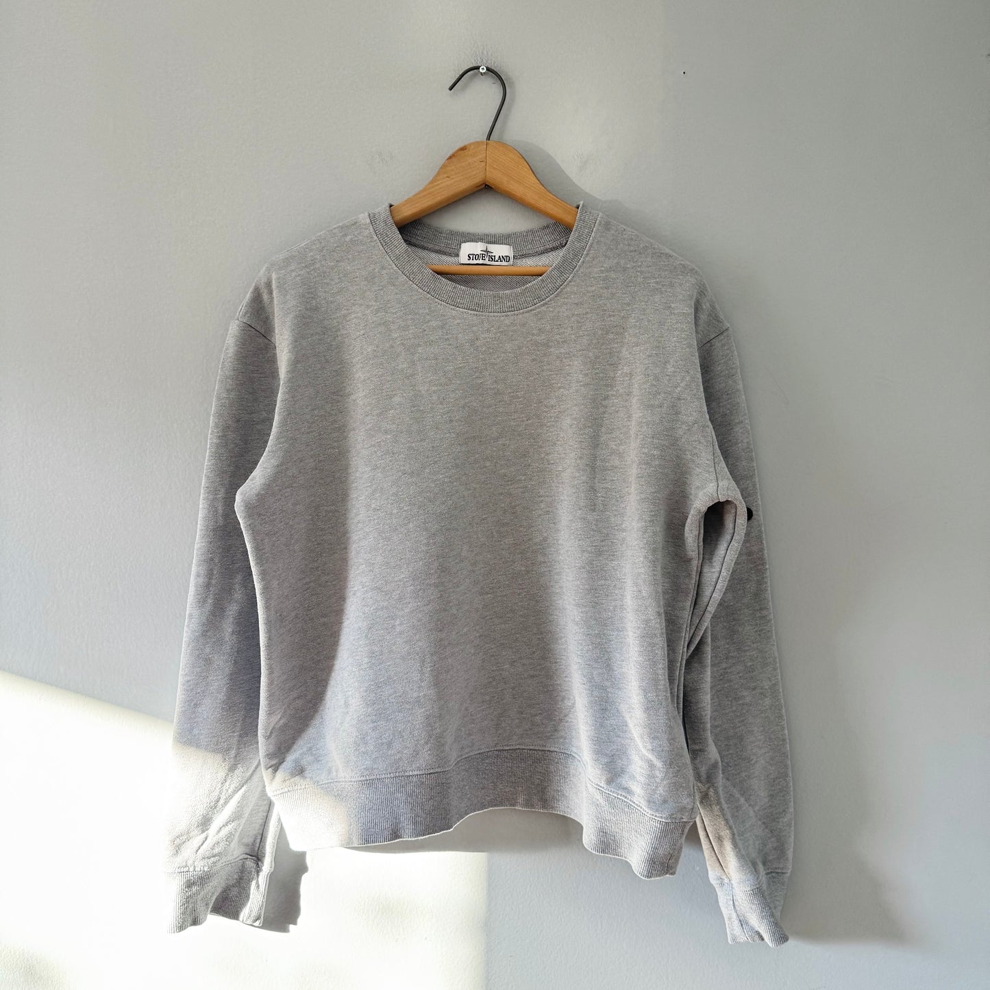 Stone Island / Light grey sweatshirt / Mens S