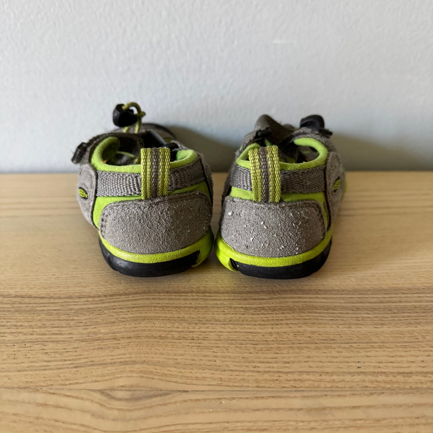 Keen / Sandals / US10