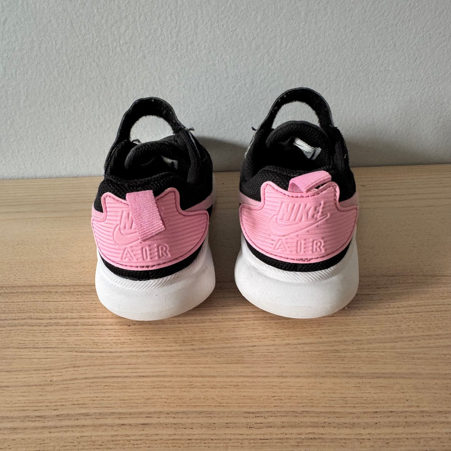 Nike / Sneaker / US13