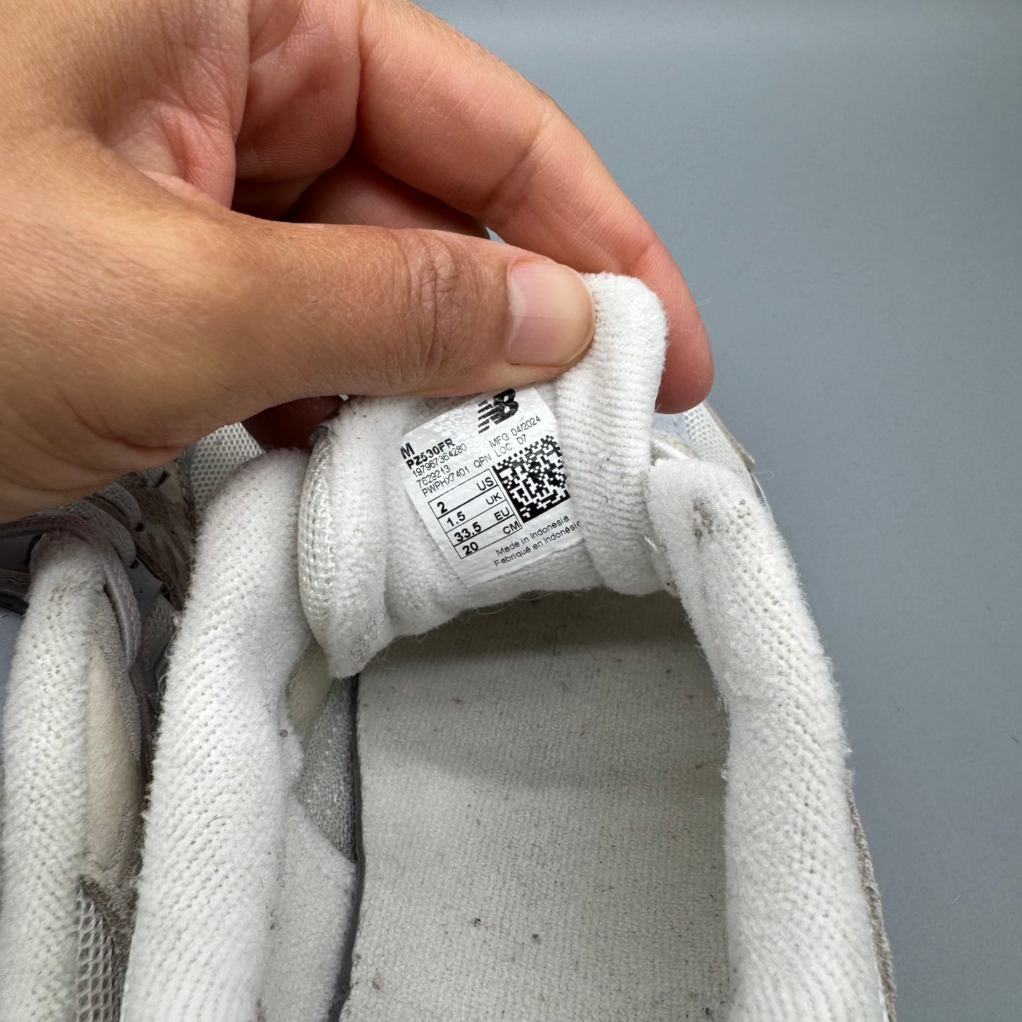 New Balance / Running Shoes / J2