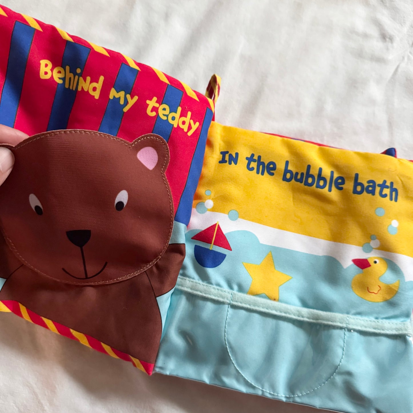 Soft book / Find the ball