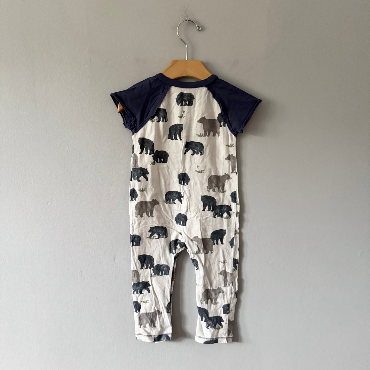 Burt's bees baby / White navy x bear short sleeve romper / 12M