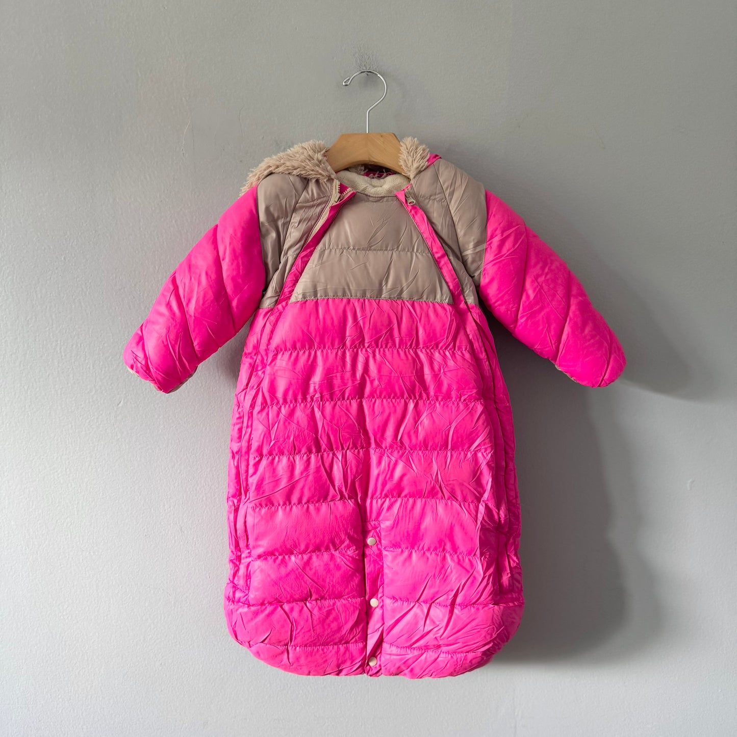 7am enfant / Pink down jacket with scarf / 6-12M