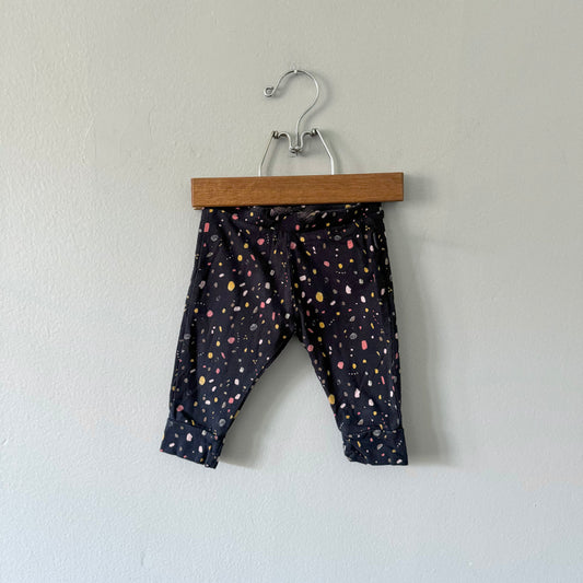 Noppies baby / Black x pebble rock organic cotton pants / 3M